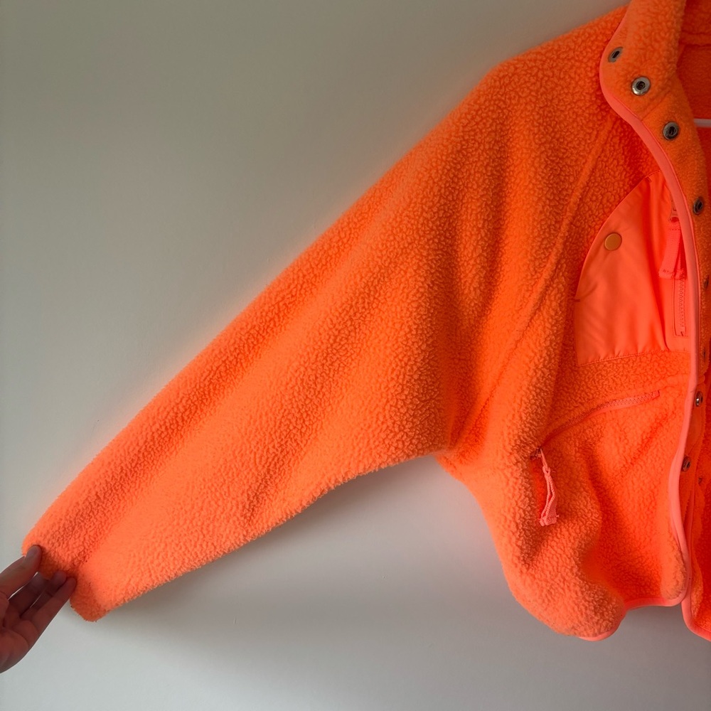 FP Movement Hit The Slopes Neon Orange Sherpa Oversized Cropped Fleece Jacket - Picture 6 of 13